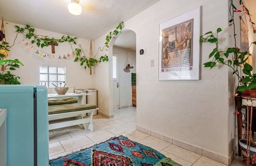 Mountain 1st Avenue Casa | Zen Retreat | 7Min Drive to Centennial Hall