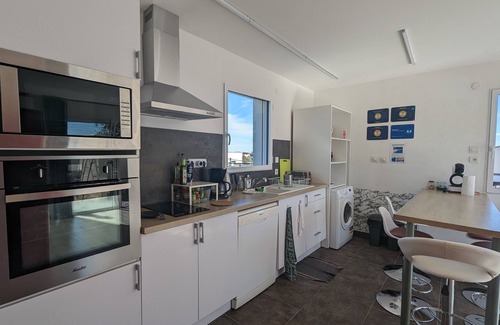 Saint-Gely-du-Fesc Apartamento | APARTAMENTO MODERNO 2 P + Acceso a la piscina, cerca de Montpellier, Mar, Ríos, Vides