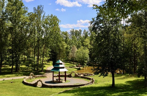 Stanardsville Apartamento | Zen Suite at White Lotus Eco Spa Retreat