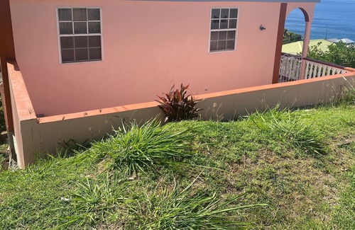 Mahaut Casa | Zen View House - 10 mins away from town
