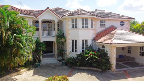 Holder's Hill Casa | ZenBreak Marzalea Villa 3bd