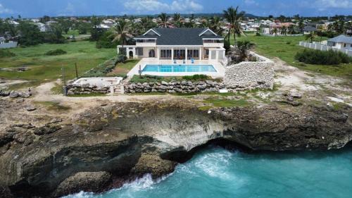 Long Bay Casa | ZenBreak Ocean Mist Villa 3bd