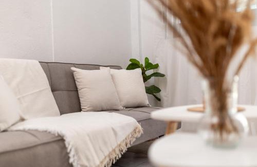 Polichrono Apartamento | Zendaya studios