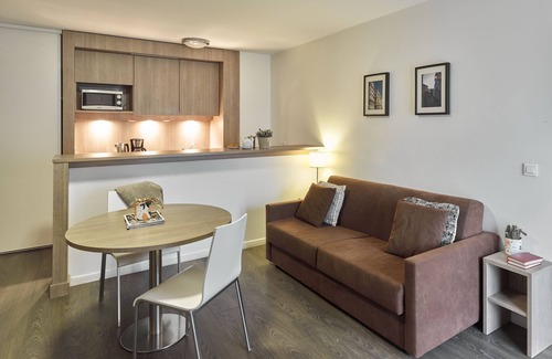 Roissy-en-France Casa | Zenitude Hôtel - Résidences Roissy Village