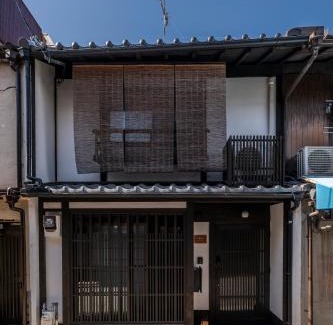Shimogyo Villa | Zenji 町家六堀
