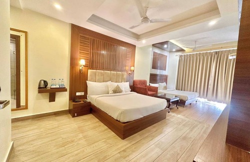 Dharamshala Hotel | ZENQ SIGNATURE INN MCLEODGANJ