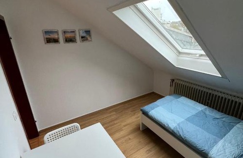 Moenchengladbach Apartamento | Zentral gelegene Apartments am Schillerplatz MG30 und MG31