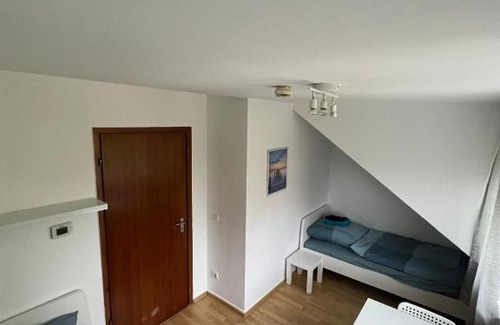 Moenchengladbach Apartamento | Zentral gelegene Apartments am Schillerplatz MG30 und MG31