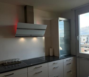 Innenstadt Apartamento | Zentral in Neuss, Nähe Messe Düsseldorf