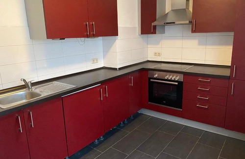 Lubeck City Centre Apartamento | Zentrale 2-Zimmer Wohnung in Altstadt & Bahnhofsnähe (überdachte Gartenterasse)
