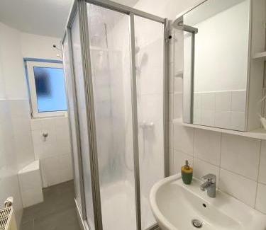 Lubeck City Centre Apartamento | Zentrale 2-Zimmer Wohnung in Altstadt & Bahnhofsnähe (überdachte Gartenterasse)