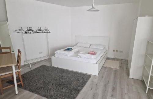 New Town Apartamento | Zentrale Lage in der Nähe von der Uni ,Neumarkt und Köln Messe nur 5 Stationen