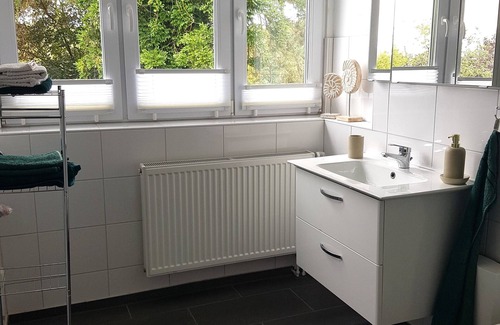 Geesthacht Apartamento | Zentrale Ruhige Fewo m. Fußläufiger Busanbindung +geschäften, Hundefreundl. Wald
