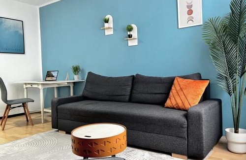 Ulm Apartamento | Zentrale Stadtwohnung mit Küche - WIFI I City Centre with Kitchen