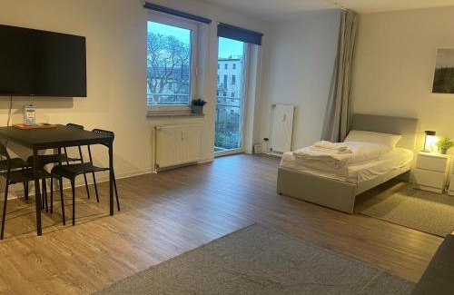Cottbus Apartamento | Zentrale Wohnung, 2 Betten,vollmöbliert,nahe BTU,Balkon- Parkpkatz auf Anfrage