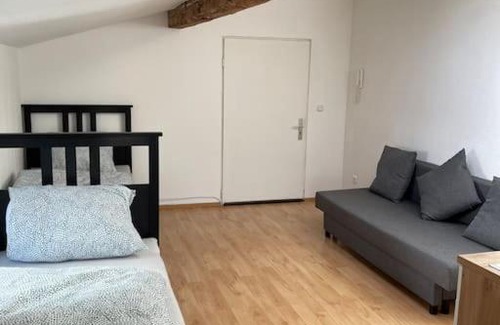 Dueren Apartamento | Zentrale Wohnung in Düren