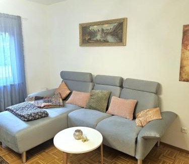Bad Kissingen Apartamento | Zentrales Apartment am Rosengarten in Bad Kissingen