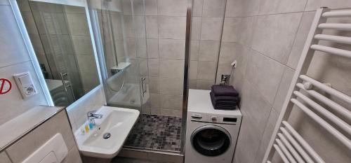 Chemnitz Apartamento | Zentrum Apartment - OLED TV - PS4 - Balkon - Parking