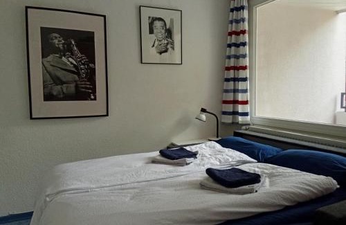 Volksdorf Apartamento | Zentrum Volksdorf 350m zur U-Bahn! Sehr gute Lage schickes Apartment