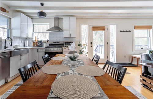 Livingston Manor Casa | Zenwood Manor: Modern Cottage w/ Woodstove+Firepit