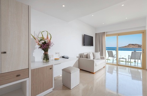 Mirties Hotel | Zephyros Hotel