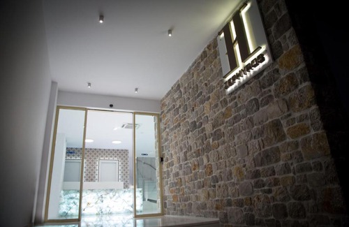Mirties Hotel | Zephyros Hotel