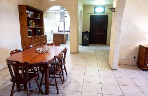 Qala Apartamento | Zest Gozitan Villa & Pool - Happy Rentals