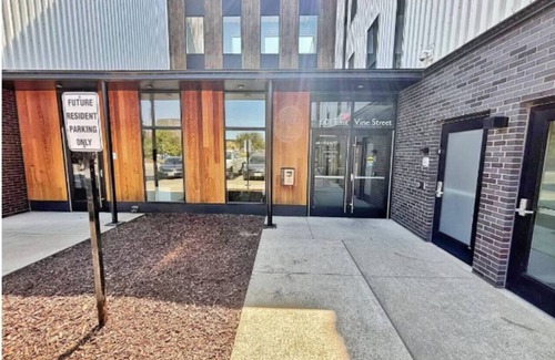 Downtown Des Moines Apartamento | Zesty Orange Abode (438)