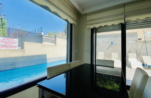 Kusadasi City Centre Villa | zeta a7 villa