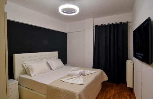 Katerini Apartamento | Zeusplace Black and White Retreat