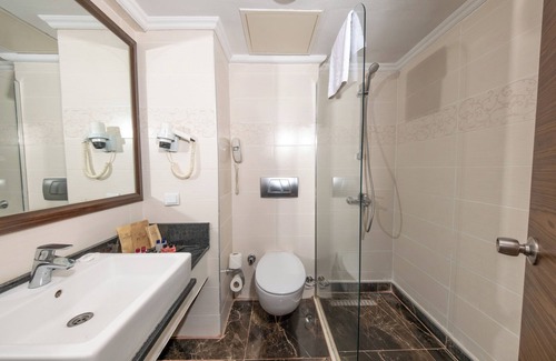 Kiris Hotel | Zeyda Kemer Hotel