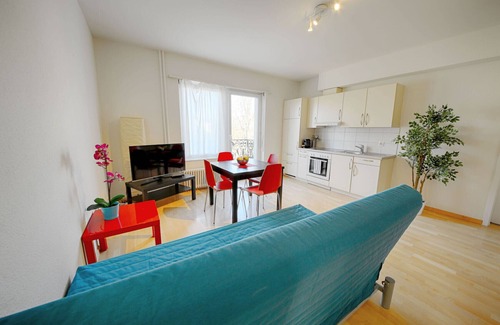 Langstrasse Apartamento | ZH Botteron - Stauffacher HITrental Apartment