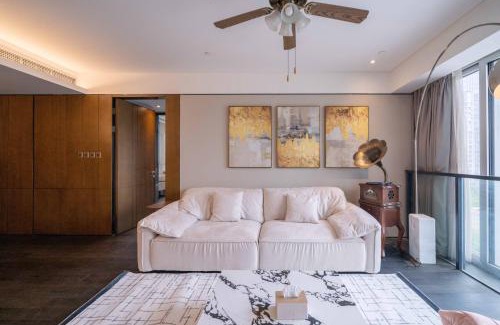 Zhabei Apartamento | ZHome-Luxury Three-bedroom Suite-Near the Bund