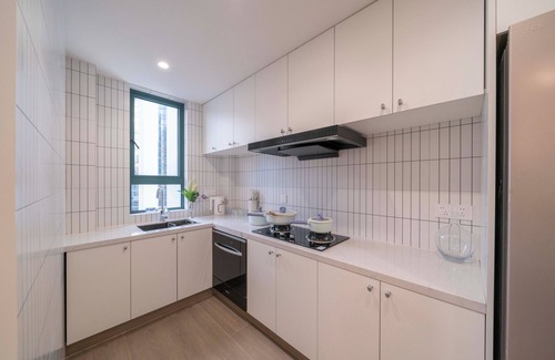 Downtown Shanghai Hotel | Zhome-Near Nanjing Road
