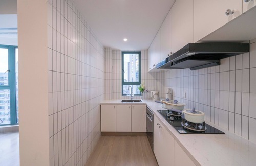 Downtown Shanghai Hotel | Zhome-Near Nanjing Road