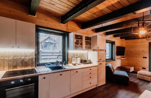 Czarna Casa | Zielony Jawornik