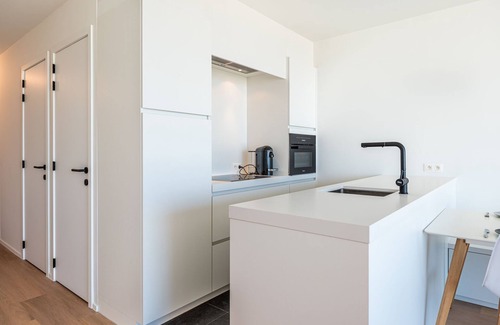 Koksijde-Bad Apartamento | Zilverzand 202 located directly on the beach