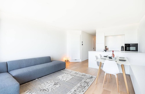 Koksijde-Bad Apartamento | Zilverzand 202 located directly on the beach