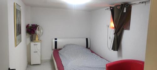 Bretzenheim Casa | Zimmer 2 Phòng trọ trái chung nhau buồng tắm và nhà vệ sinh