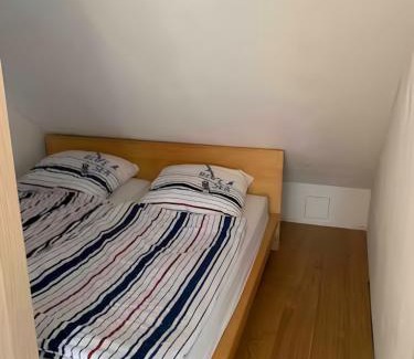 Farmsen - Berne Casa | Zimmer 31qm inkl. Duschbad