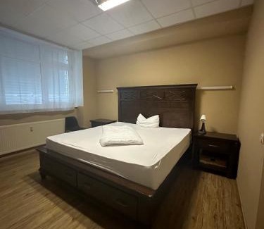 Ramstein-Miesenbach Casa | Zimmer in Ramstein