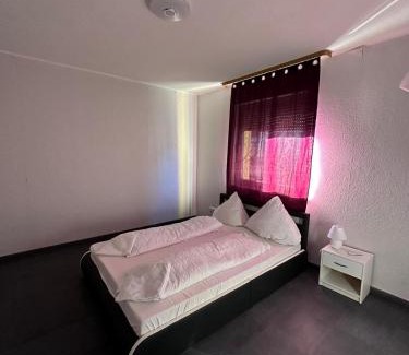 Kaiserslautern Casa | Zimmer mit gemeinschaftsbad