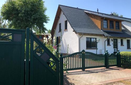 Zingst Apartamento | Zingst Haus Hugo