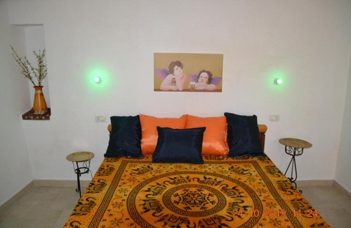 Corato Cama Y Desayuno | Zinnannà Bed and breakfast