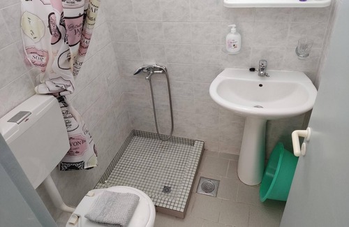 Agii Apostoli Apartamento | Zinovia One-Bedroom Apartment with Garden View