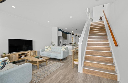 Aldinga Beach Casa | Zion By The Sea - Aldinga Beach - C21 SouthCoast Holidays