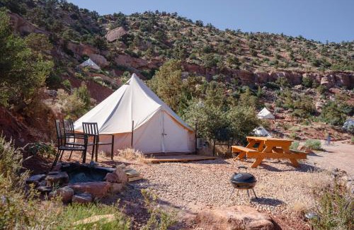 Hildale Otro | Zion Glamping Adventures