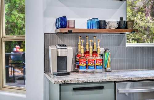 Glendale Casa | Zion Luxe Family Escape: HotTub, Games, Sleeps 14