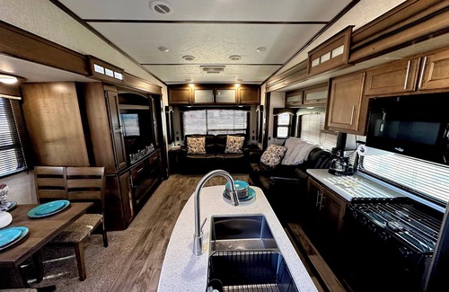 Hildale Alquiler De RV | Zion Mountain Glamping Trailer