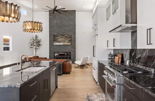 Hurricane Casa | ZION'S PEARL at Copper Rock!